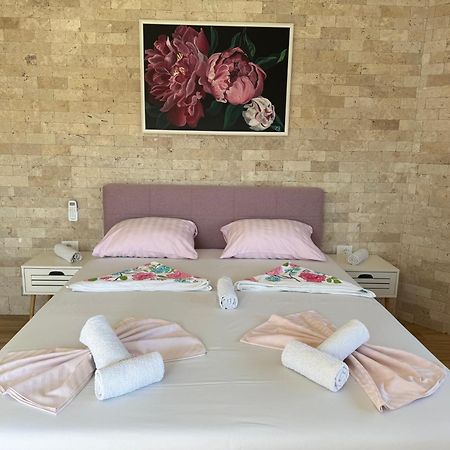 Gjinaj Apartments Ulcinj Zewnętrze zdjęcie